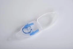 Lugg -Outdoor Equipment Sale Store noseclip detail web 2